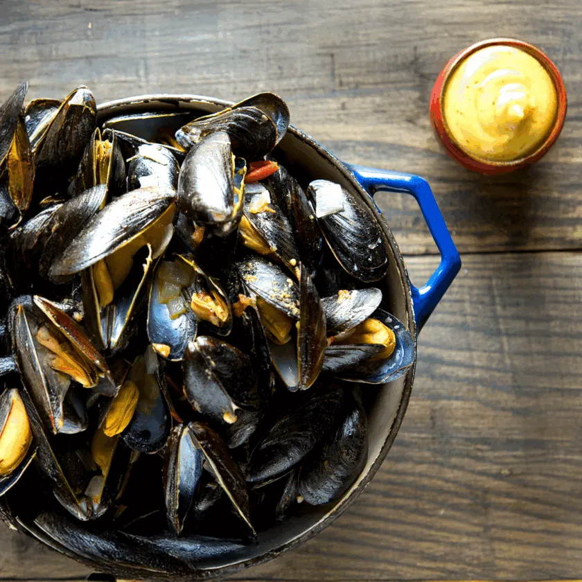 Moules piquantes